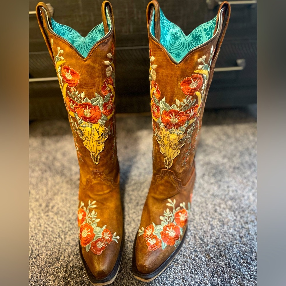 Corral Cowboy boots 🦌Brand New🌺